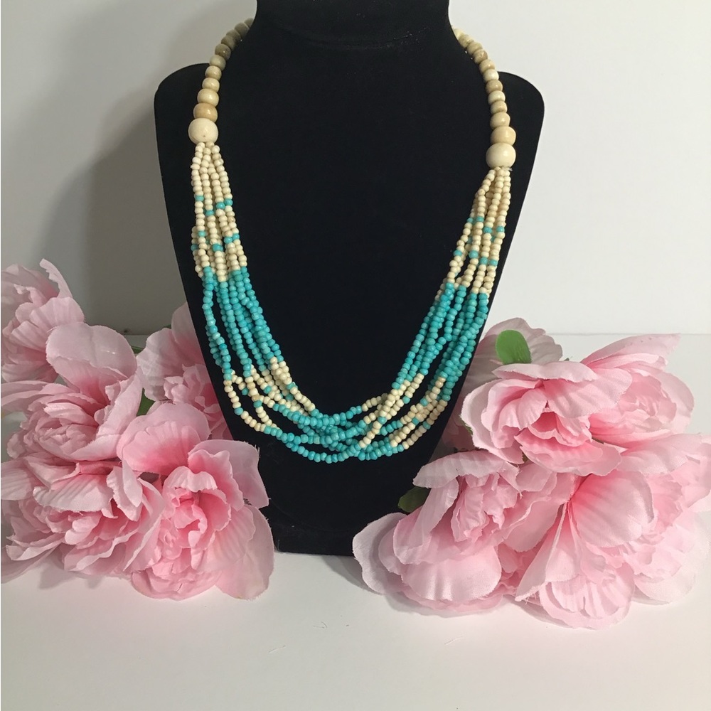 Turquoise and Cream Beaded Necklace - Picture 8 of 10